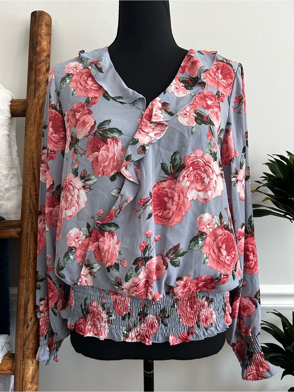 Counterparts Gray Blouse with Pink Floral Ruffles Size M (NWT)